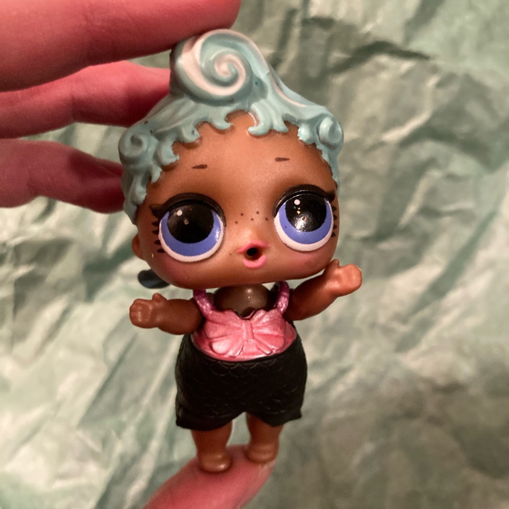 B1G2 - Blue LOL Surprise Tot Doll - Buy 1, Get 2 FREE